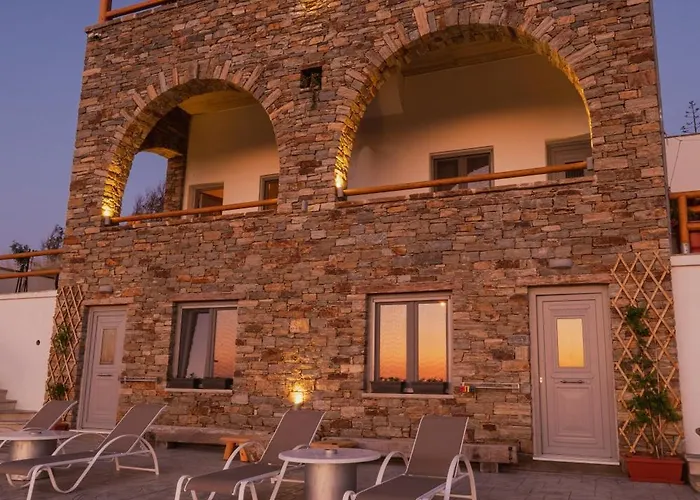 Papa Appartamento Glinado Naxos