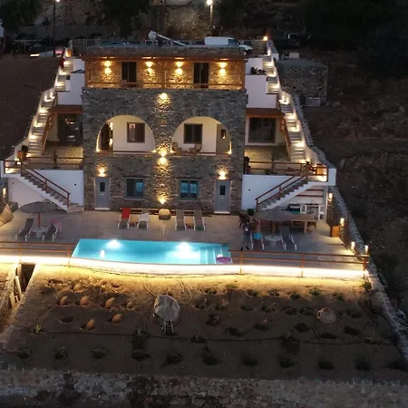 Papa Glinado Naxos